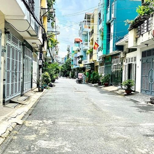 Hình ảnh Đường 8m vỉa hè - Phạm Văn Đồng, Bình Thạnh - 3 tầng - 8.x tỷ
