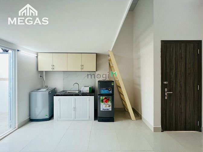 Hình ảnh Duplex siêu to khổng lồ ngay Chợ bà Chiểu