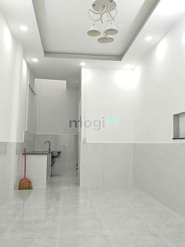 Hình ảnh Cho Thuê Nhà Nguyên Căn Hẻm 1135 Huỳnh Tấn Phát