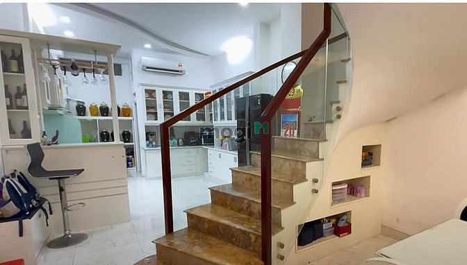 Hình ảnh Nhà hẻm 8m 351 Lê Văn Sỹ 80m2, 4x20m, 4 tầng, 18.5 tỷ