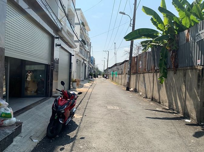 Hình ảnh Nhà phố 4 tầng, hẻm xe tải tránh, 5*20, 50 m ra Huỳnh Tấn Phát. 7,5 ty