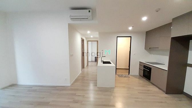 Hình ảnh Cho Thuê Căn 2PN Rẻ Nhất MCP 64M2 Bếp Rèm View Hồ Bơi Đông Bắc