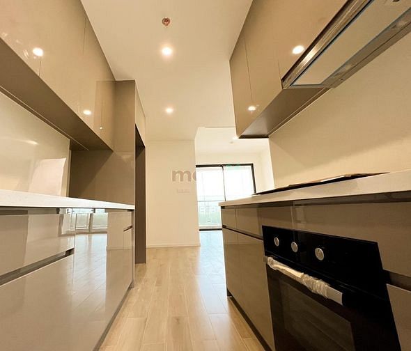 Hình ảnh Cho Thuê 1PN Nội Thất Bếp Rèm Lầu Cao View Thoáng 51m2 Ở Được Ngay