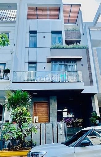 Hình ảnh Cho thuê Villa full nội thất đẹp mới COMPOUND QUẬN 2  Đường D2, SAIGON