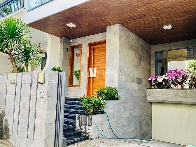 Hình ảnh Cho thuê Villa full nội thất đẹp mới COMPOUND QUẬN 2  Đường D2, SAIGON