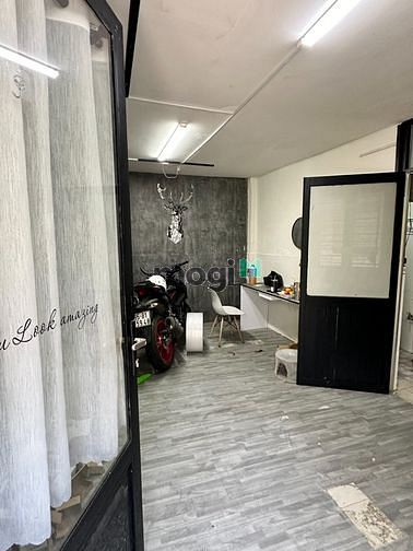 Hình ảnh Cho Thuê Nhà Nguyên Căn Hẻm Bến Vân Đồn