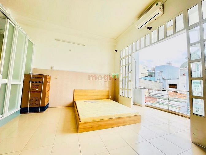 Hình ảnh Studio 45m2 Balcon thoáng mát, di chuyển 5p sang Q1