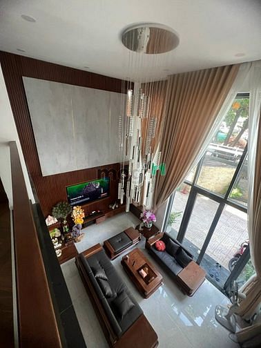 Hình ảnh Bán biệt thự vip Ba Vân, P14, Tân Bình. DT 10x17m đúc 3 lầu NTCC