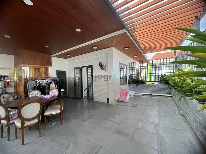 Hình ảnh Bán biệt thự vip Ba Vân, P14, Tân Bình. DT 10x17m đúc 3 lầu NTCC