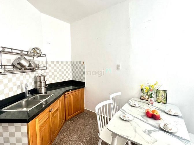 Hình ảnh Căn Hộ 1PN Riêng DT 45m2 Gần Sân Bay TSN Tân Bình