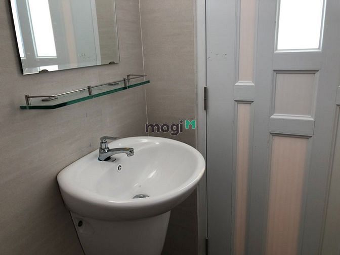 Hình ảnh Cho Thuê Nhà Nguyên Căn Hẻm 62 Lâm Văn Bền