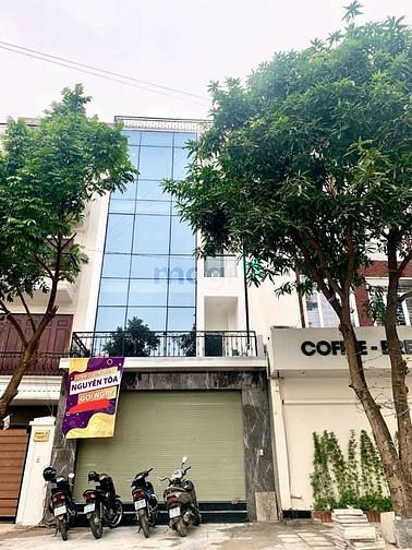 Hình ảnh Cho thuê nhà nguyên căn mặt phố Vũ Phạm Hàm -35tr