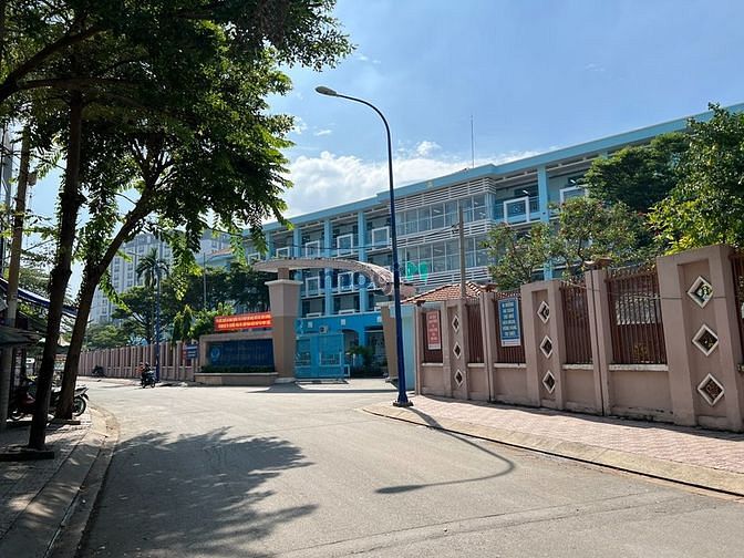 Hình ảnh Bán nhà 60m2,5 tầng Phạm Văn Chiêu hẻm 10m, có thang máy có thang máy