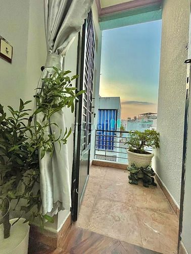 Hình ảnh 1PN tách bếp CMT8 q10 🍀full nội thất mới tinh 🍀bancon lộng gió