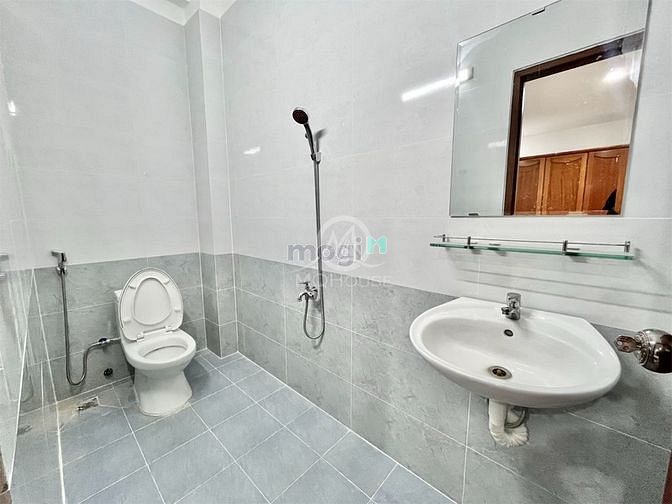 Hình ảnh Sale sập sàn  Studio Chu Văn An siêu rộng full nội thất mới 100%