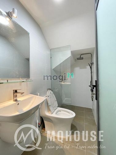 Hình ảnh Studio ban công 40m2, duplex sân vườn full nội thất cao cấp, hiện đại
