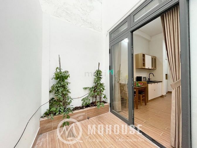 Hình ảnh Studio ban công 40m2, duplex sân vườn full nội thất cao cấp, hiện đại