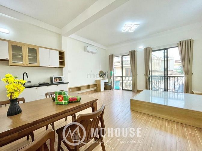 Hình ảnh Studio ban công 40m2, duplex sân vườn full nội thất cao cấp, hiện đại
