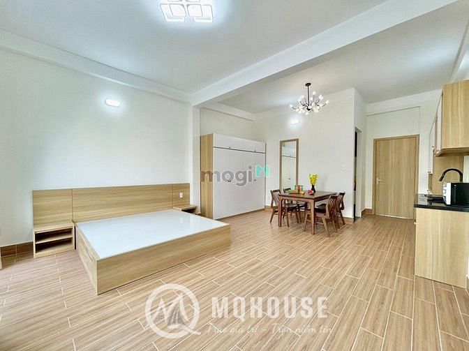 Hình ảnh Studio ban công 40m2, duplex sân vườn full nội thất cao cấp, hiện đại