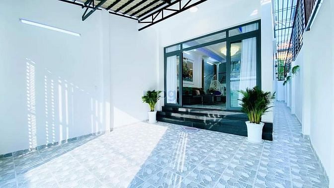 Hình ảnh Nhà 2 tầng mới đẹp, hẻm xe hơi Huỳnh Tấn Phát. 5*21. 6,2 tỷ. Chỉ 1 /.