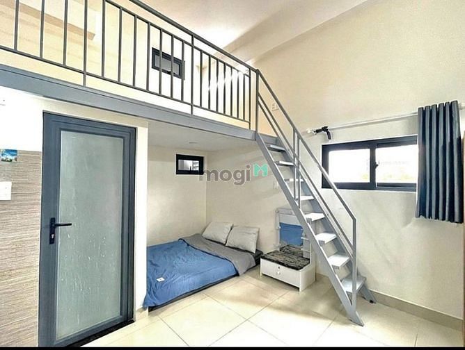 Hình ảnh Phòng gác full nội thất 35m2 cửa sổ lớn Tân Hương, Phạm Văn Xảo