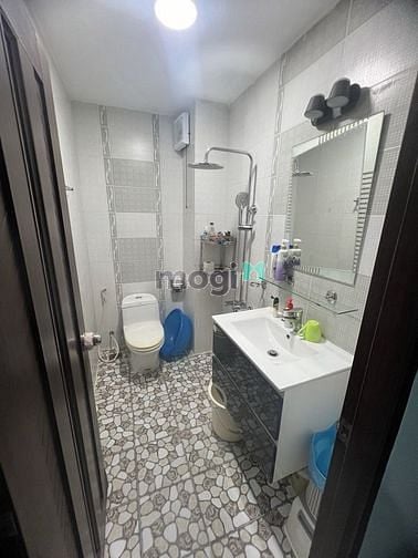 Hình ảnh Cho Thuê Nhà HXH Đường Lý Văn Phức, Phường Tân Định, Quận 1