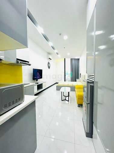 Hình ảnh Khai trương Studio Q7_Ban công_ Ngay trung tâm Q7_ sát Lotte,Rmit, PMH