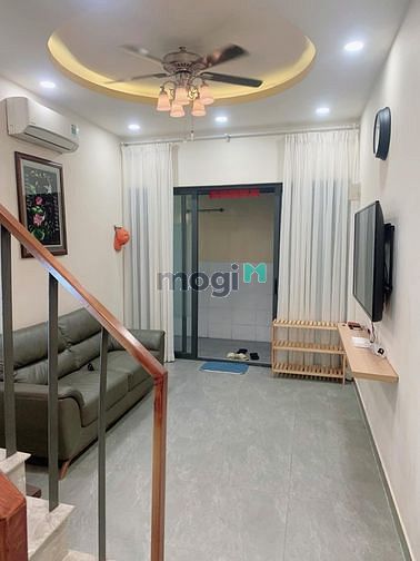 Hình ảnh Gấp bán nhà 2 tầng, Tân Bình giá 2ty49
