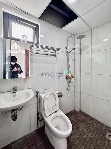 Hình ảnh Mb6623 nạp rút nhanh chóng ban công full nội thất hiện đại Lạc Long Quân, Đầm Sen