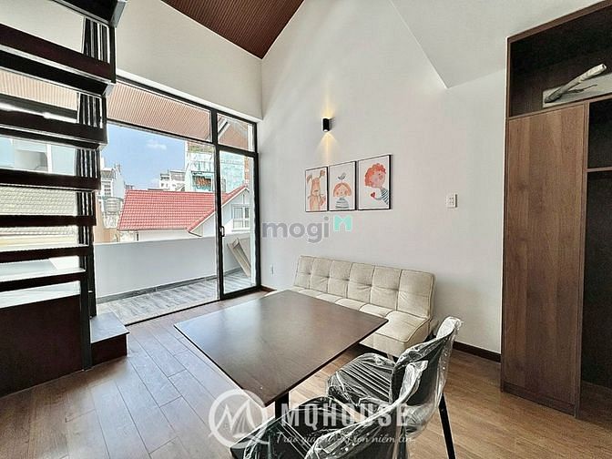 Hình ảnh Chung cư cao cấp hiện đại duplex ban công giá rẻ ngay CV Hoàng Văn Thụ