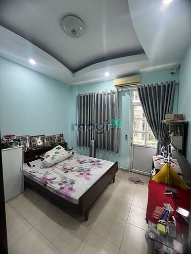 Hình ảnh Cho thuê nhà 18 Lý Văn Phức  P.Tân Định, Q1