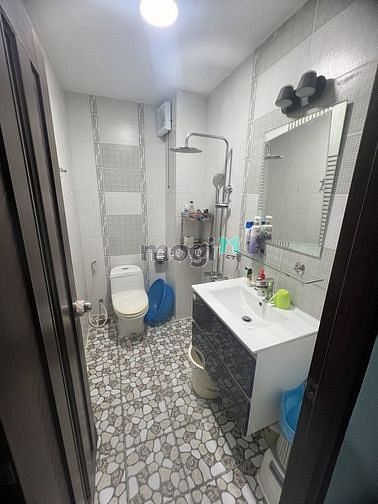Hình ảnh Cho thuê nhà 18 Lý Văn Phức  P.Tân Định, Q1