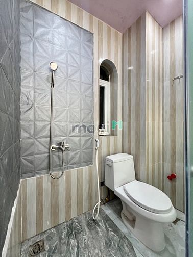 Hình ảnh Studio tách bếp, hẻm ô tô lớn, full nt cao cáp ngay Cống Quỳnh quận 1