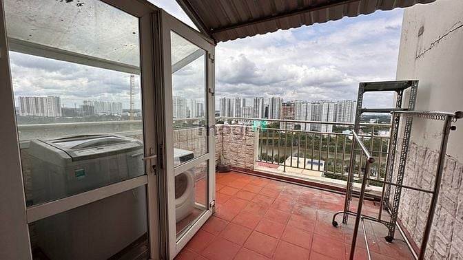 Hình ảnh Cho thuê Penhouse Mỹ Phúc PMH Q7. 300M2, view sông