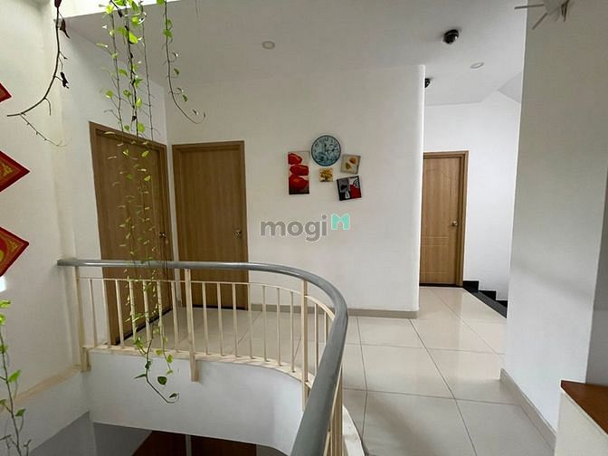 Hình ảnh Mb6623 nạp rút nhanh chóng dịch vụ, sạch tinh, an ninh, thoáng gió và gần sân bay
