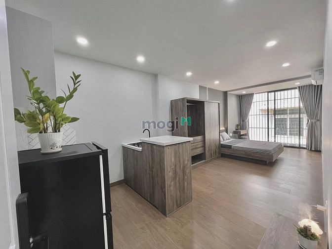 Hình ảnh Khai Trương Studio Q7_ ban công_ KDC Himlam _ sát Lotte, Rmit, Tdtu