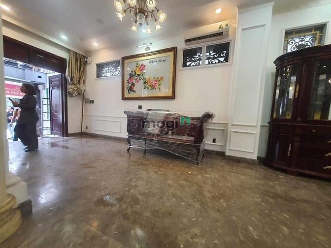 Hình ảnh Bán biệt thự Phường 2, Tân Bình giá 32 tỷ