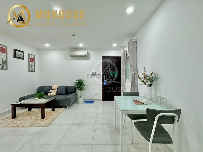 Hình ảnh CHDV 1pn full nội thất có máy giặt riêng ngay sân bay,có hầm đậu xehơi