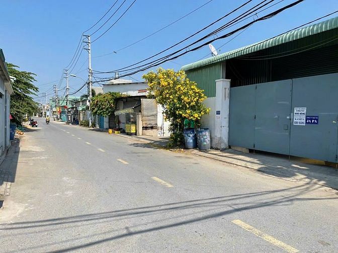 Hình ảnh Đất thổ cư 5x20m, 100m2 mặt tiền đường Nữ Dân Công, giá 400tr