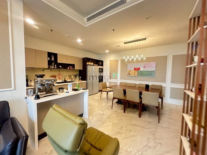 Hình ảnh Bán căn hộ Sarica, giá 23 tỷ 142m2.