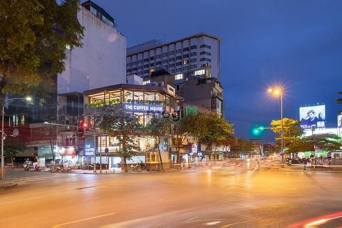 Hình ảnh Cho thuê căn góc mặt phố Lê Duẩn - Hai Bà Trưng