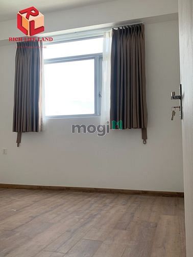 Hình ảnh Cho thuê 3PN Paris Hoàng Kim nội thất cơ bản giá 17TR !!!