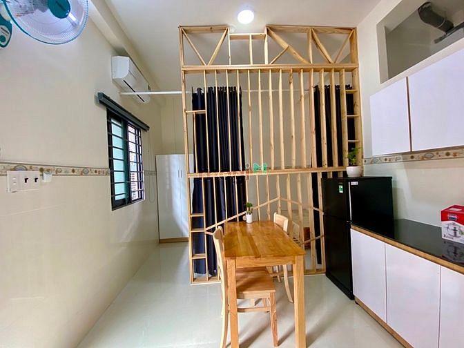 Hình ảnh Căn Hộ Tách Bếp Ban Công Hành Lang Rộng Thoáng Toà Nhà Thang Máy