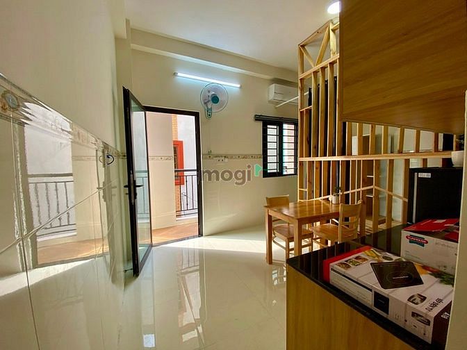 Hình ảnh Căn Hộ Tách Bếp Ban Công Hành Lang Rộng Thoáng Toà Nhà Thang Máy