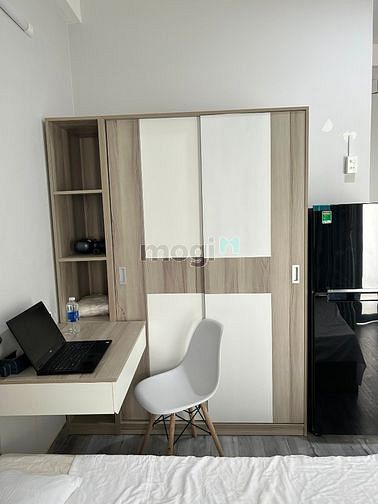 Hình ảnh Cho Thuê Căn Hộ Tách Bếp Ban Công Ngay Hoàng Sa Tân Bình