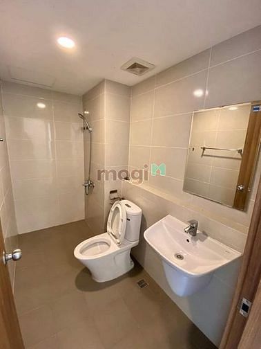 Hình ảnh BỚT XÍU HOI NHA bán chcc Imperial Bình Tân 56m² 2PN giá 1ty650 SHRCC