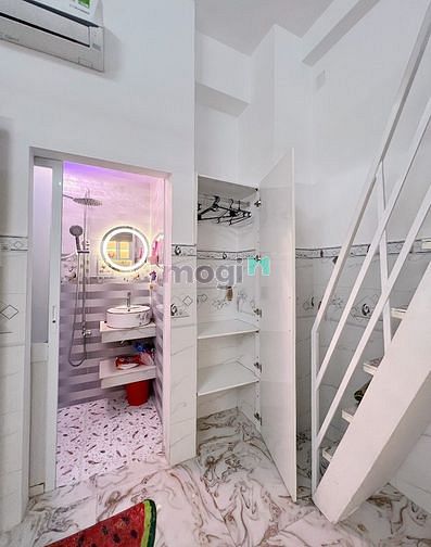 Hình ảnh Duplex siêu rộng rãi có nội thất cơ bản