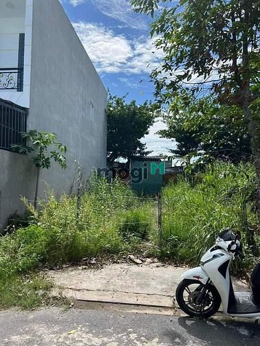 Hình ảnh Đất ngộp bán gấp 6x21m KCN Cầu Tràm giá 700tr, SHR