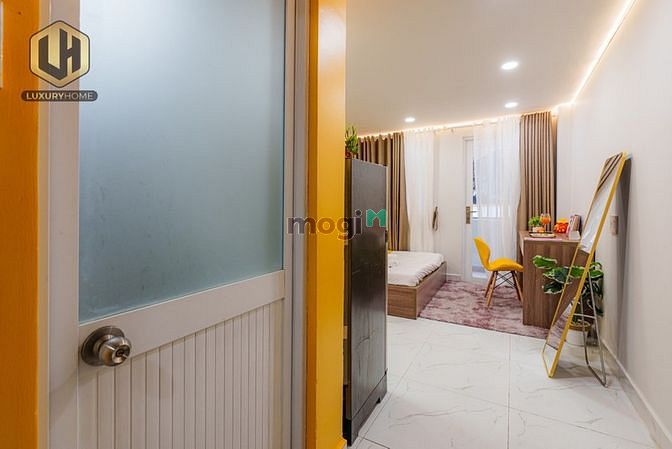 Hình ảnh Studio 40m2 đầy đủ nội thất ở trung tâm Quận 7 nội thất cao cấp