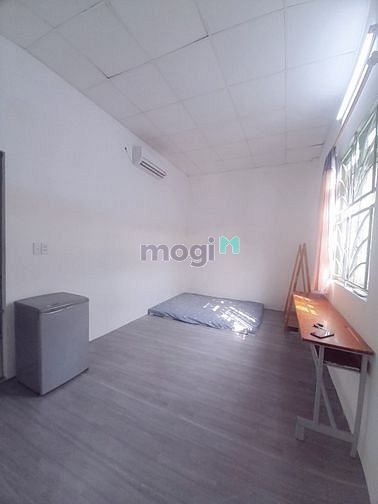 Hình ảnh Phòng trọ full nội thất / cửa sổ đón gió thoáng mát